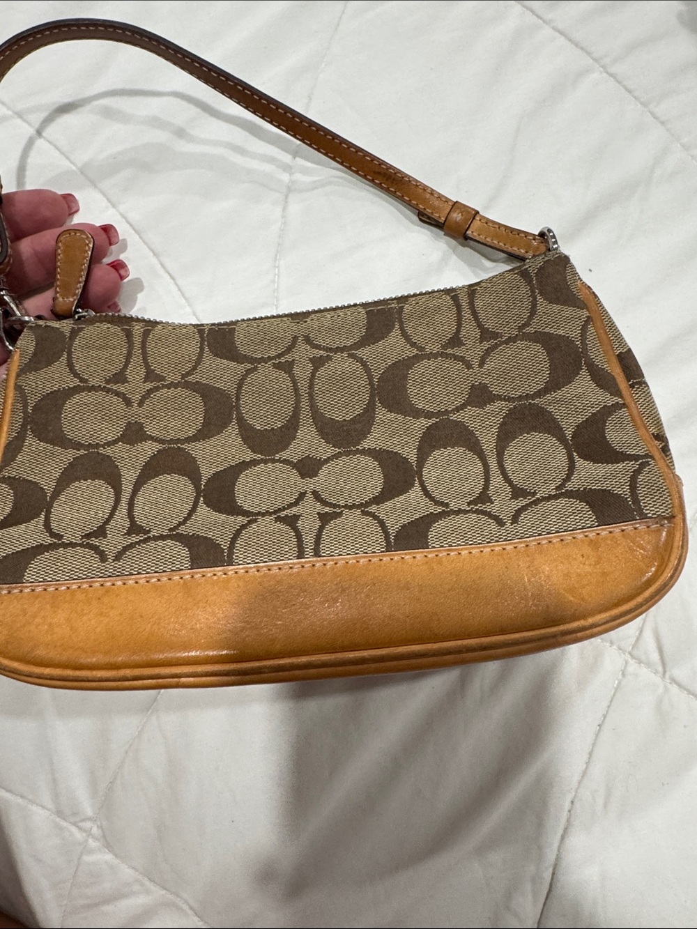 Coach Tan Signature Canvas Shoulder Bag - Picture 2 of 6